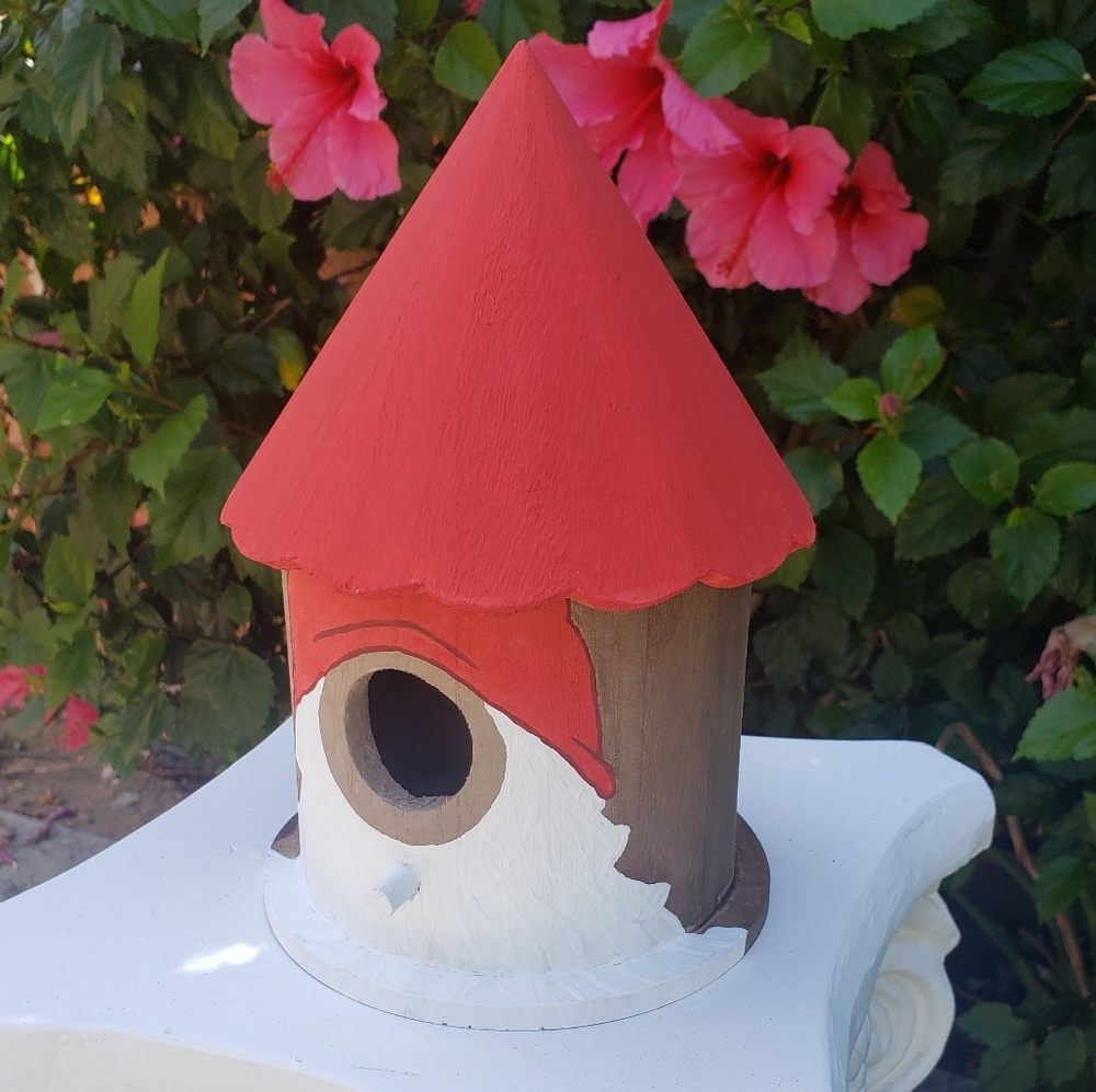 Hand painted GNOME birdhouse - Picture 7 of 8